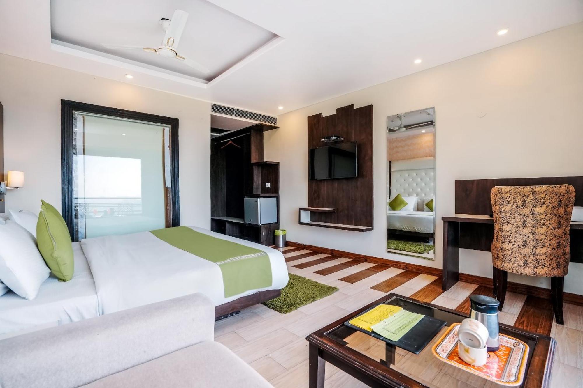 Aachman Nature Valley Resort Mashobra By Naina Staycation- Private Parking - Balcony And Valley View Rooms 심라 외부 사진