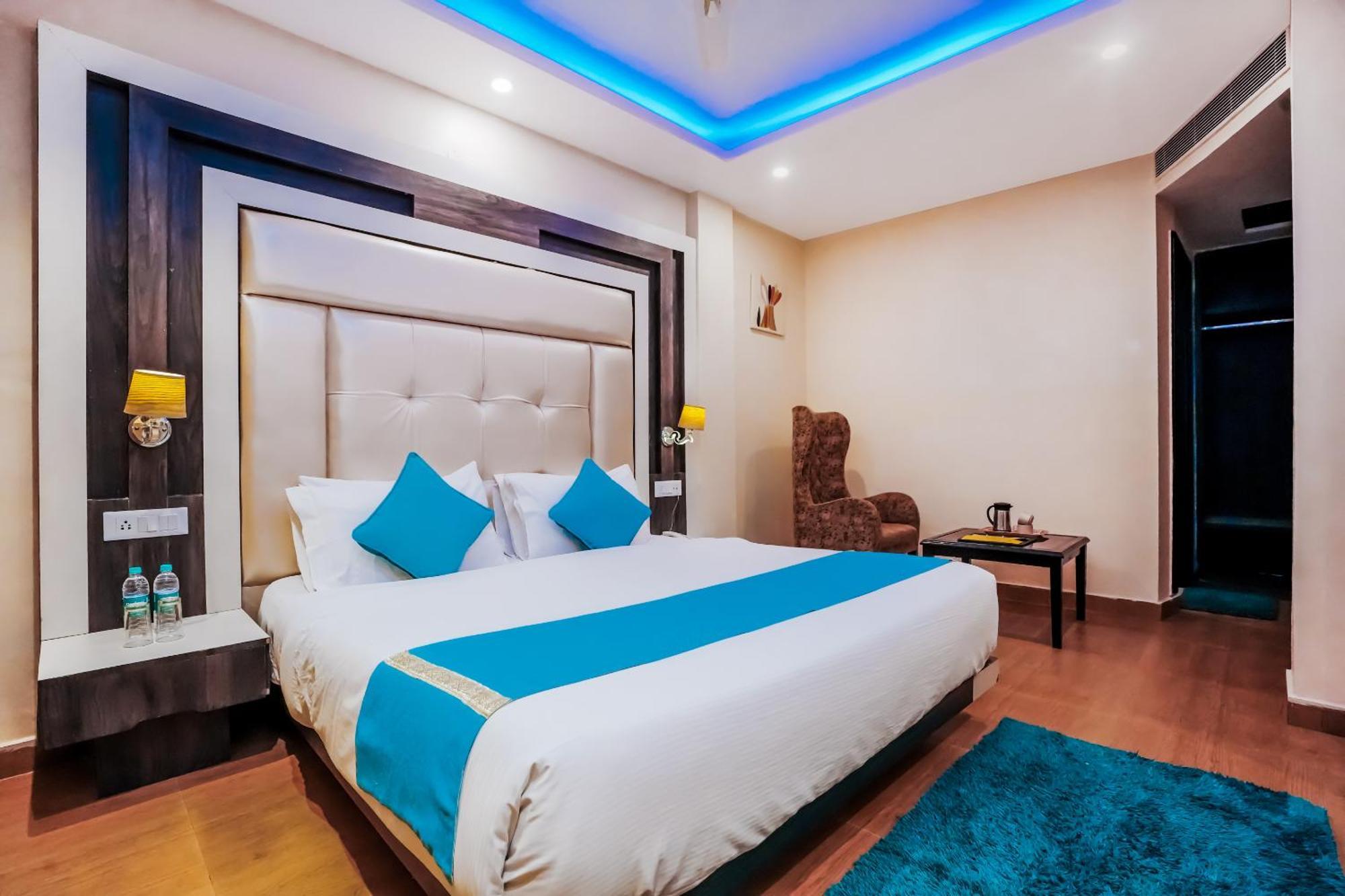 Aachman Nature Valley Resort Mashobra By Naina Staycation- Private Parking - Balcony And Valley View Rooms 심라 외부 사진