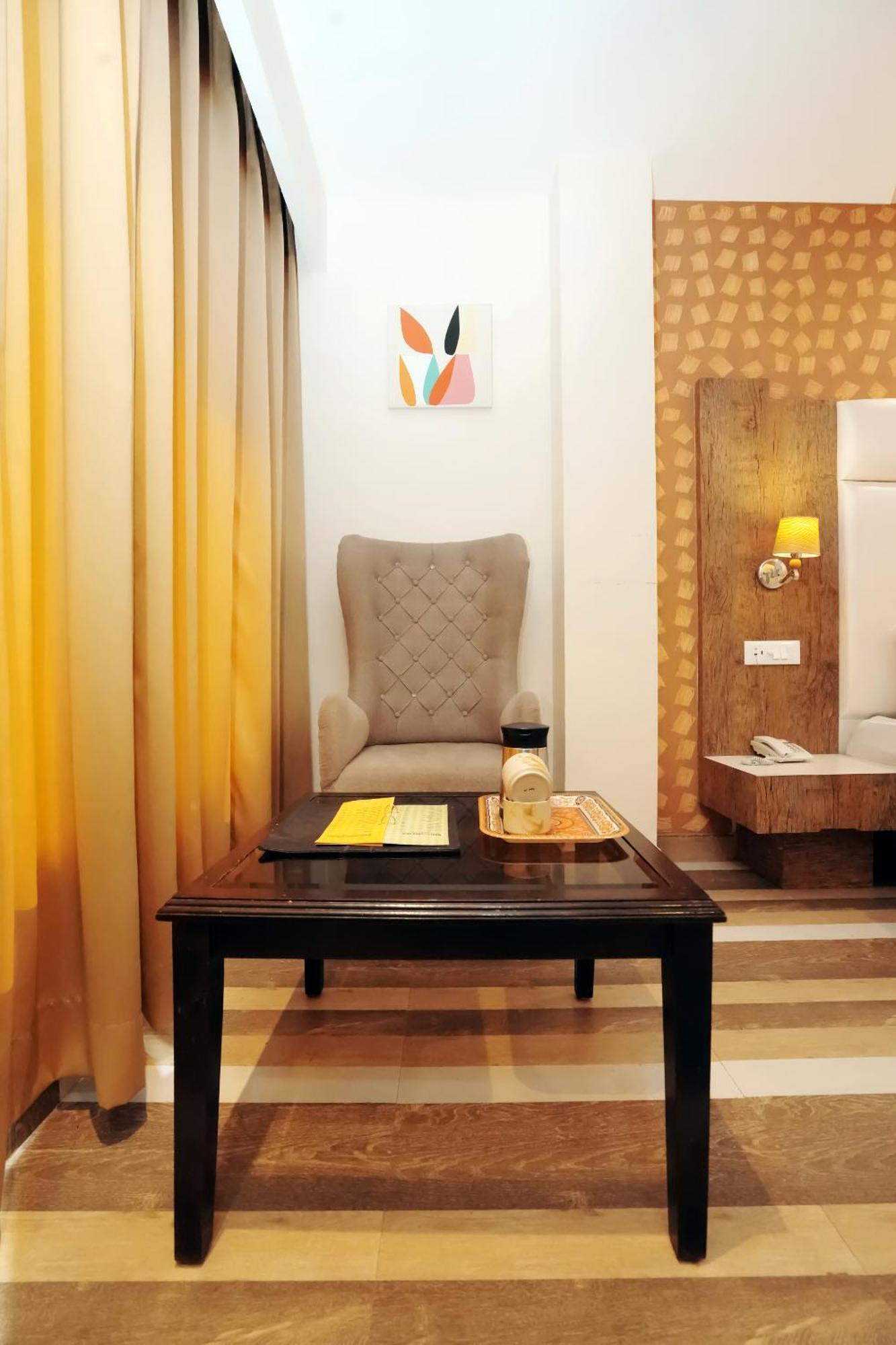 Aachman Nature Valley Resort Mashobra By Naina Staycation- Private Parking - Balcony And Valley View Rooms 심라 외부 사진